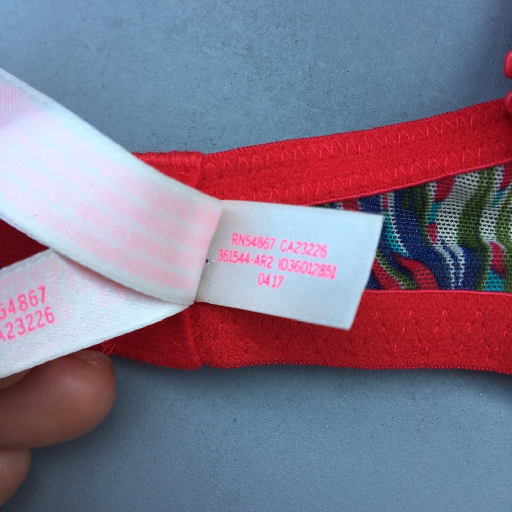 PINK Victoria’s Secret Tropical Red Push-up Bra Size 32DD - Picture 5 of 5